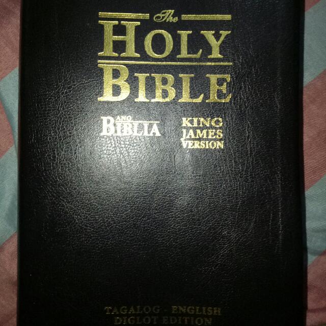 King James Version Bible English Tagalog Diglot Books Books On Carousell