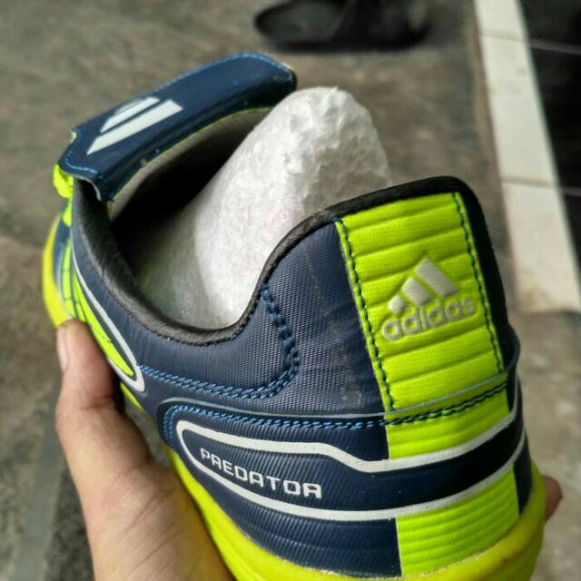 Sepatu Futsal Adidas Predator Fesyen Pria Sepatu Di Carousell