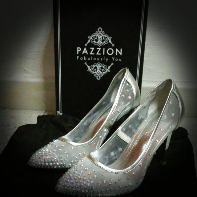 bridal shoes with bling