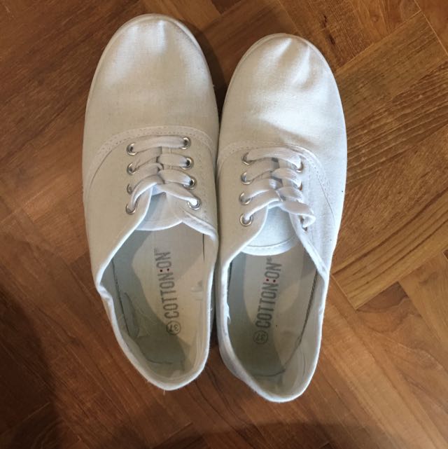 white sneakers cotton on