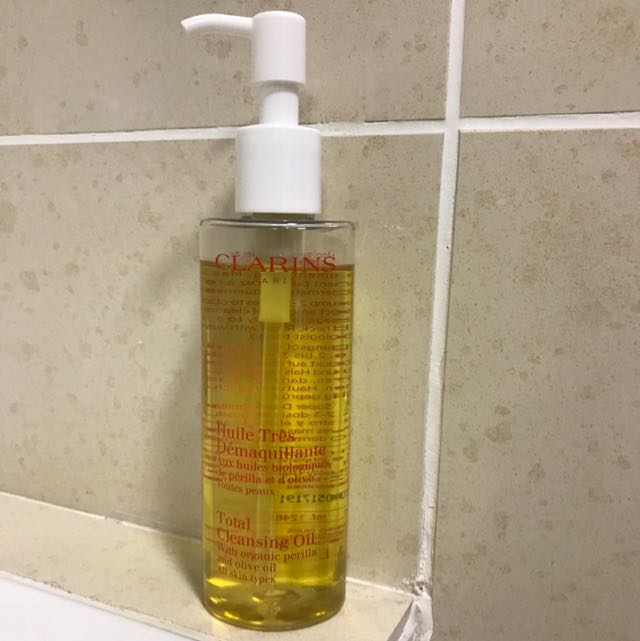 clarins cleansing oil