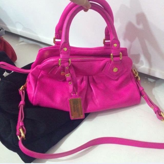 hot pink marc jacobs tote