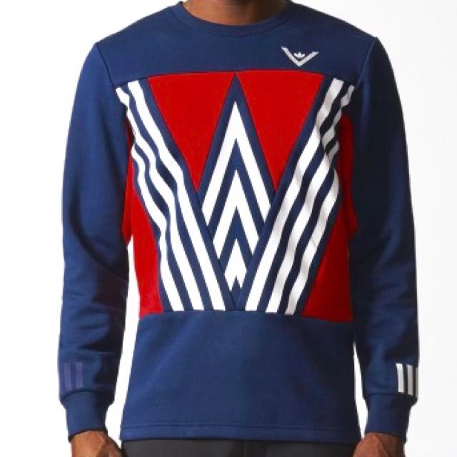 white mountaineering sweatshirt