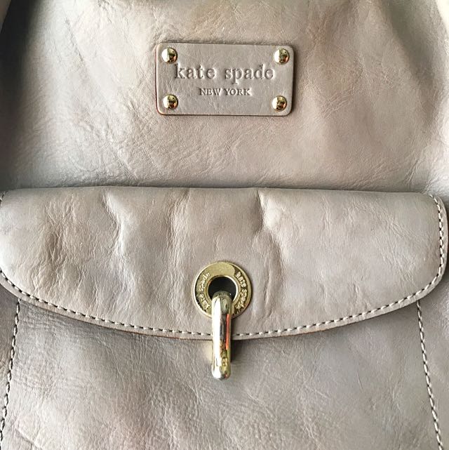 Gray Kate Spade Bag - Authentic (Category: Luxury Bags & Wallets) located in Cebu City. Submitted by chatty124 (Listing ID 86164353, Image 2). Description: .