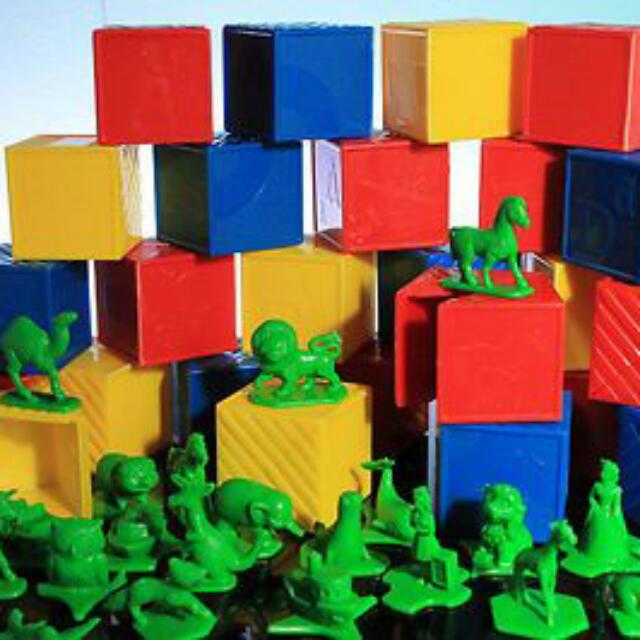 Tupperware busy sales blocks