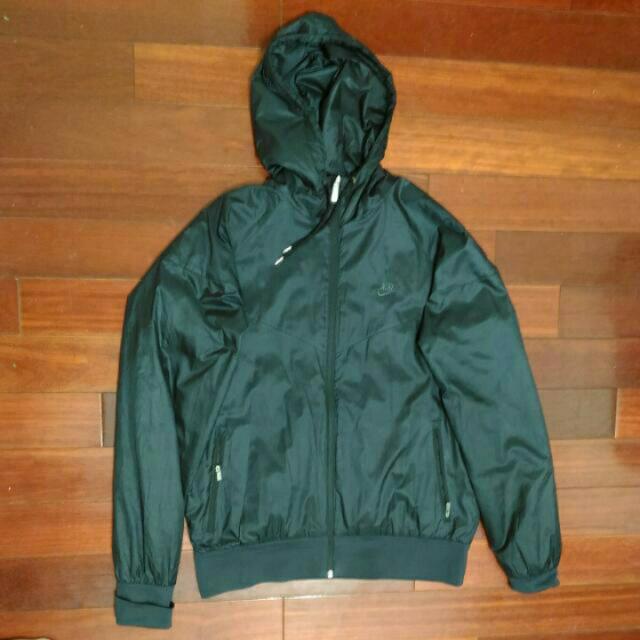 nike windrunner xl