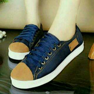 Sepatu Kets Casual Denim Dongker