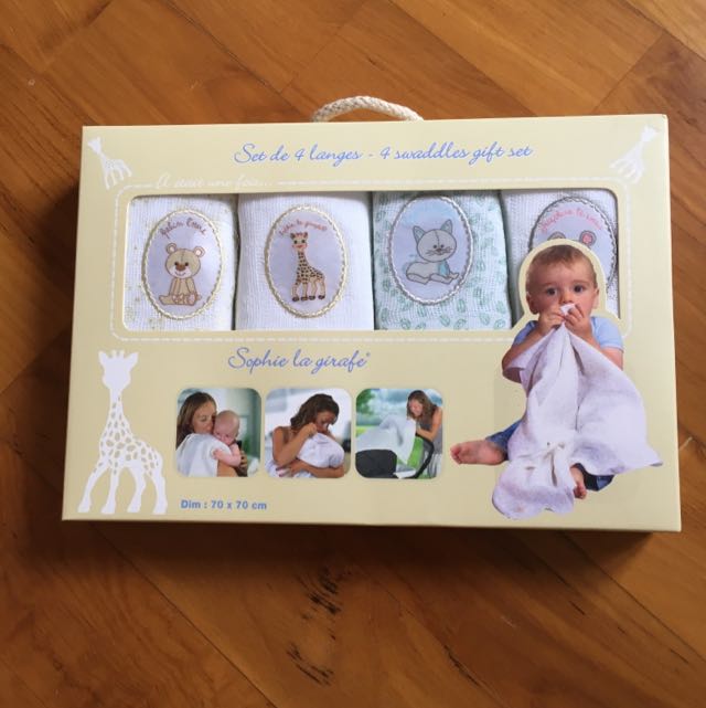 sophie la girafe muslins
