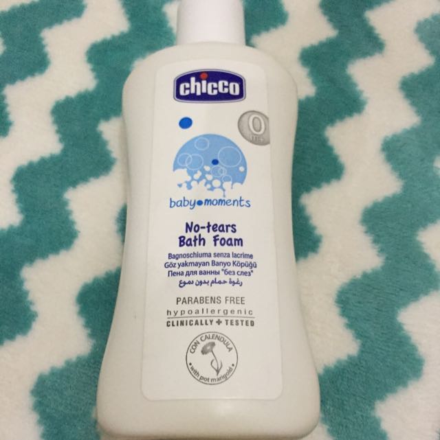 Chicco Bath Foam Shampoo Free Baby Oil Bayi Anak Lainnya Di Carousell
