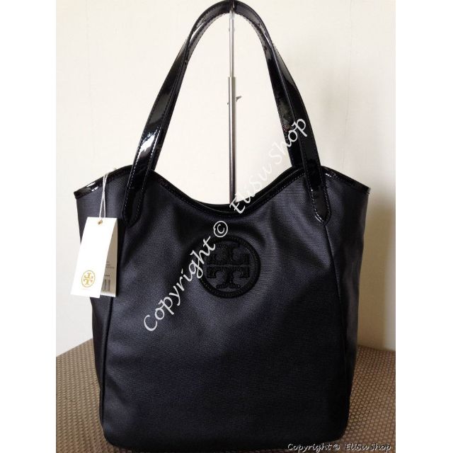 FAST DEAL $199! BRAND NEW & AUTHENTIC TORY BURCH Dipped Canvas Stacked Logo  NS Tote (Black), Women's Fashion, Bags & Wallets, Cross-body Bags on  Carousell