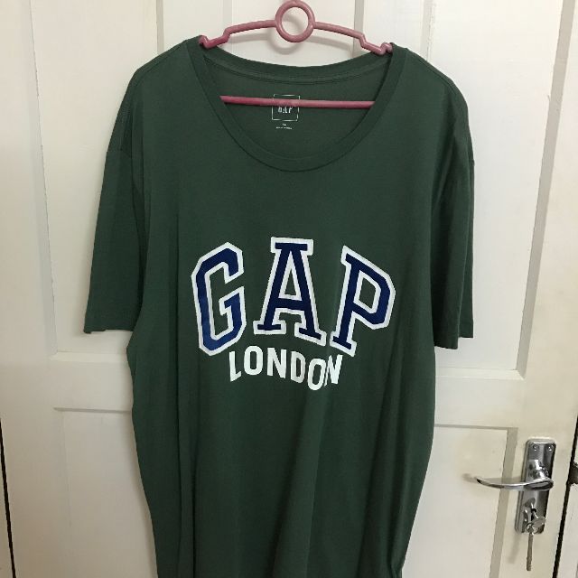 Gap | Basic Tee x London (Category: Tshirts & Polo Shirts) located in Sitiawan. Submitted by milkping90 (Listing ID 86387056, Image 1). Description: .