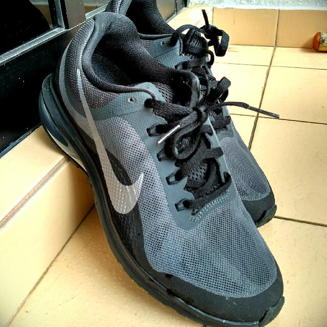 Nike max dynasty women's top