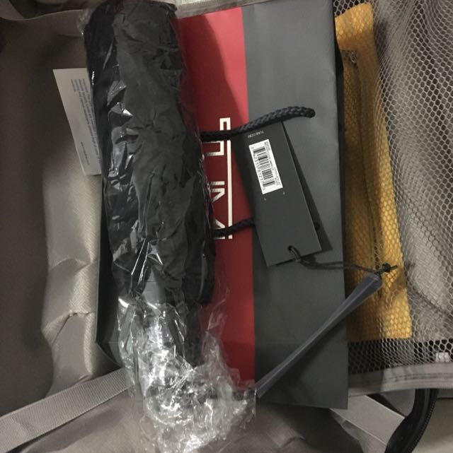 Tumi small auto close umbrella store