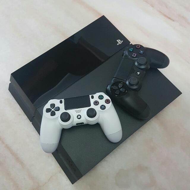Used Very Good Condition Sony Black PS4 