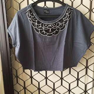 Grey Cropped-Top