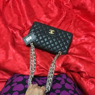 Chanel Caviar Mini GHW