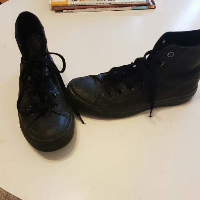 black leather converse size 4