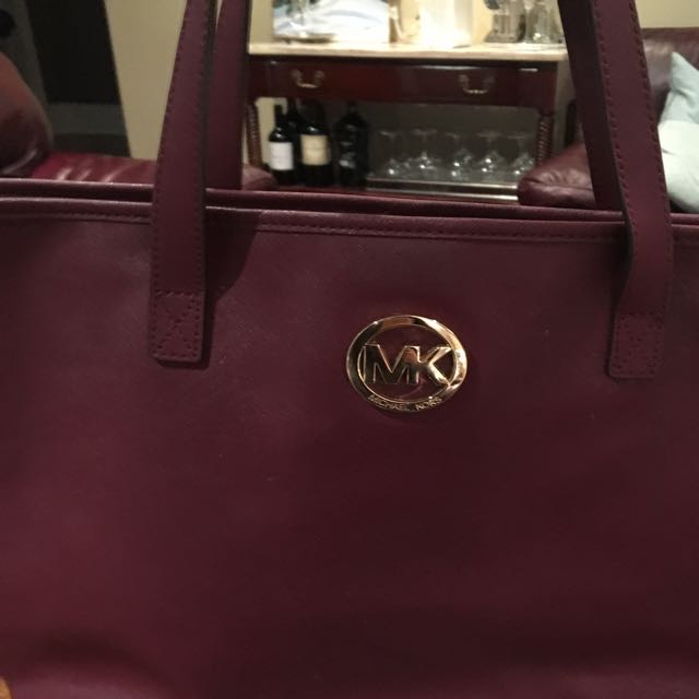 michael kors maroon purse