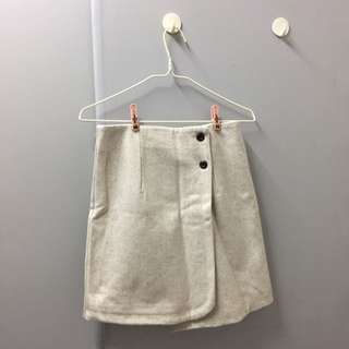 全新米白半截絨裙skirt