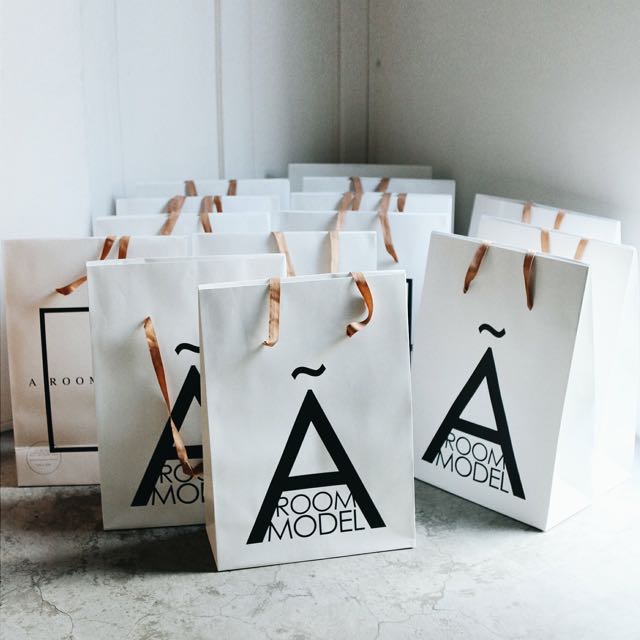 A Room Model 限量福袋 她的時尚 上衣在旋轉拍賣