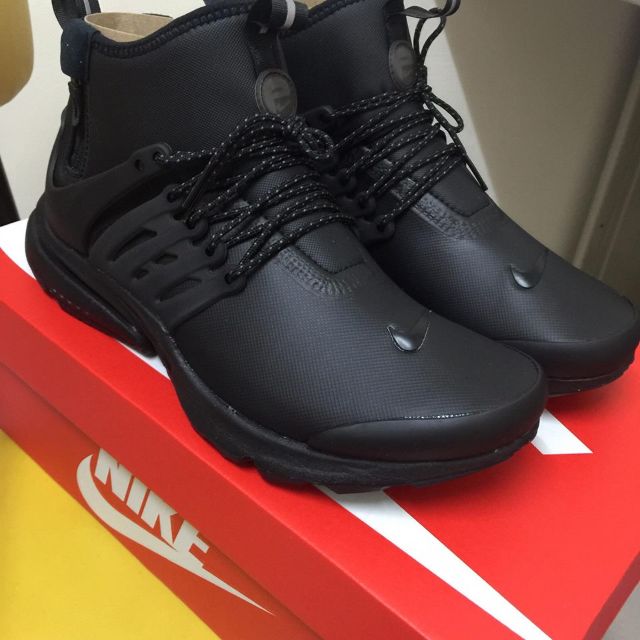 The nike air discount presto mid utility