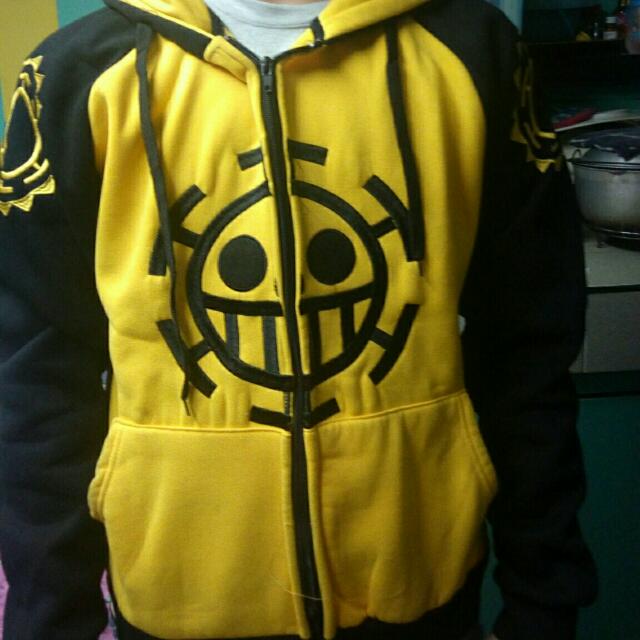 Trafalgar law best sale jacket comic alley