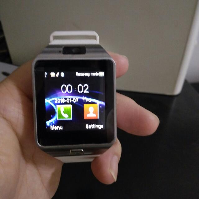 Android Smart Watch (Category: Watches) located in Shah Alam. Submitted by demandlifestation4living (Listing ID 86801411, Image 1). Description: .