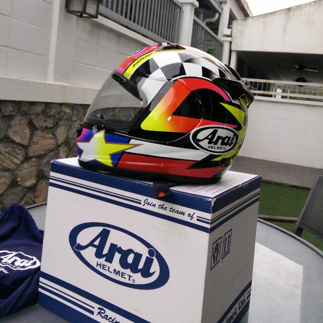 Size L: Arai Quantum J Kevin Schwantz Limited Edition, Motorbikes 