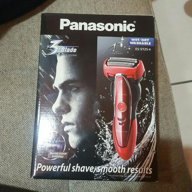 全新》Panasonic Es-st25紅色刮鬍刀, 美妝保養, 男士美容在旋轉拍賣