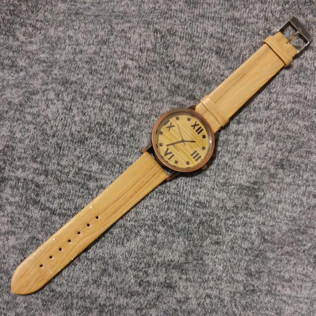 Wood Patterned Soft Strap Copper Faced Watch Women S Fashion