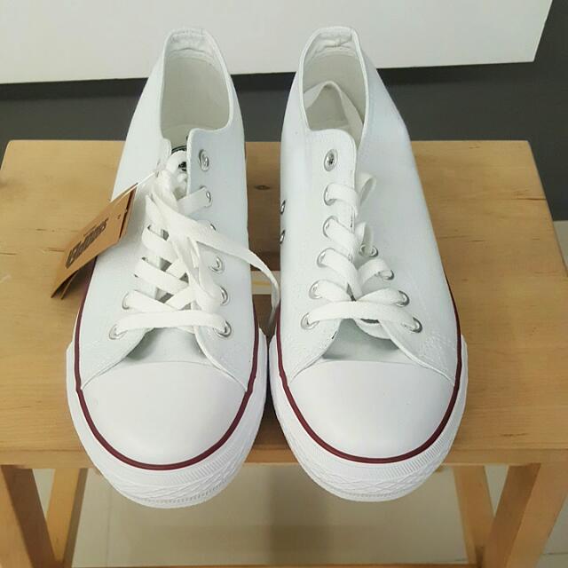 shoopen white shoes