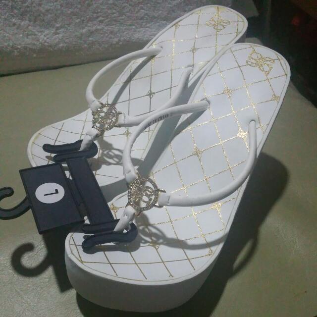 bebe brand shoes
