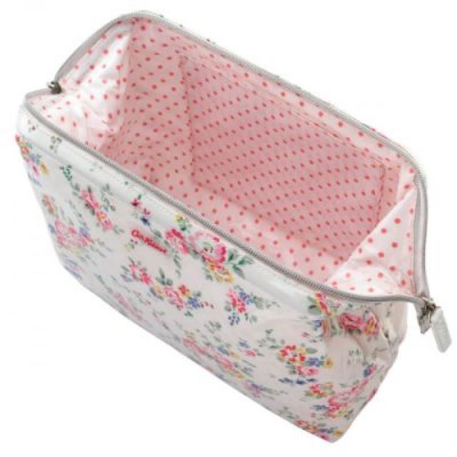 Cath kidston frame wash bag online