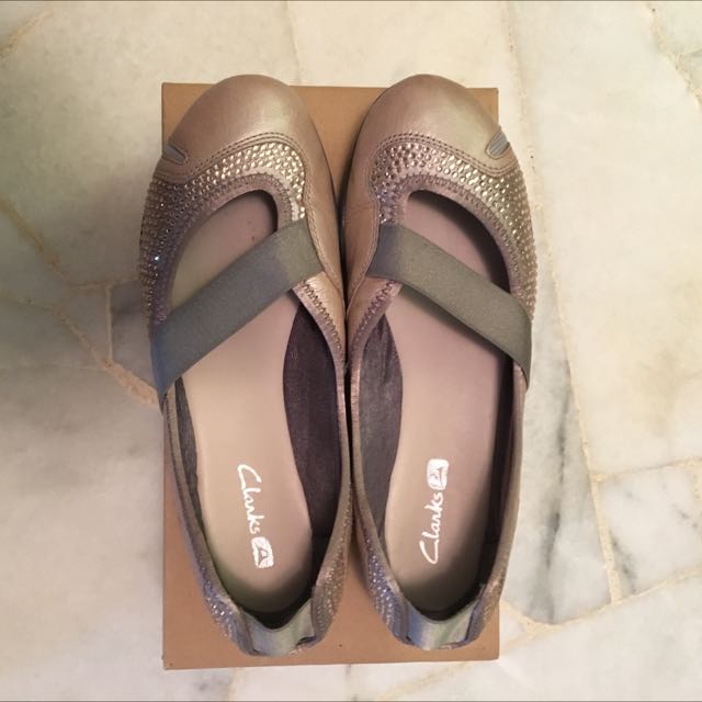 clarks summer wedges