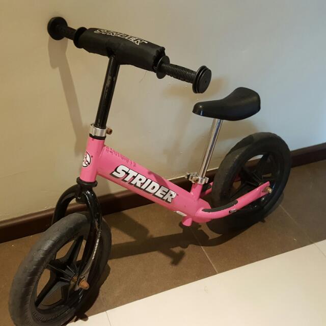 strider 12 sport balance bike pink