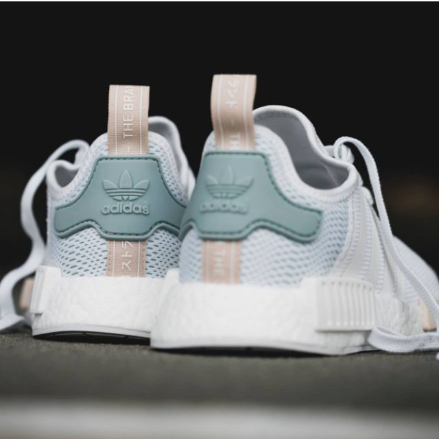 nmd r1 tactile green