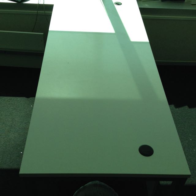 Office 7 Sharp Table （分類：桌子）位於 Hong Kong。 由 mokpeterson 提交（商品編號 86583787，圖片 2）。簡介： 。