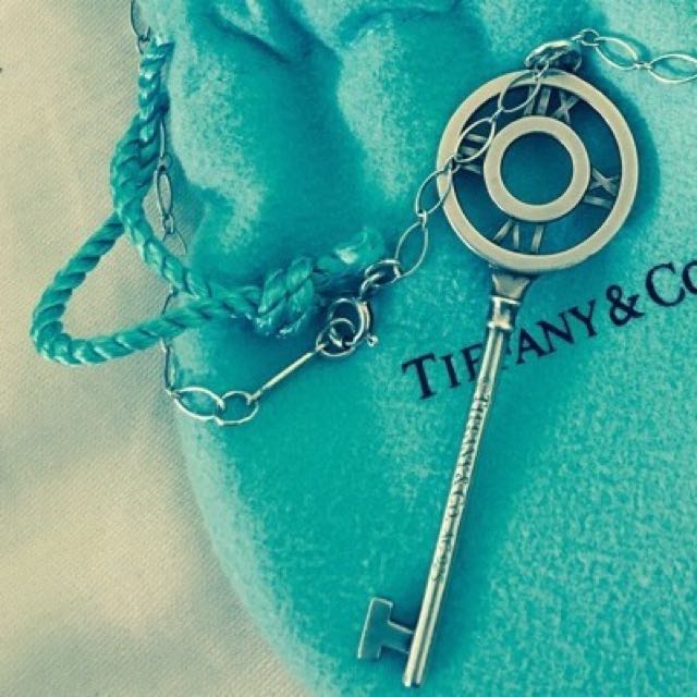 Tiffany \u0026 Co. Atlas Key Pendant 