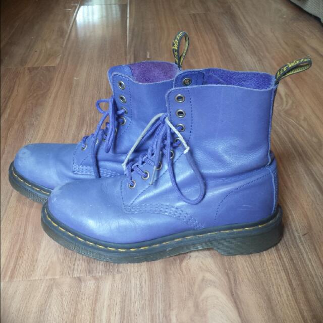 lavender doc martens
