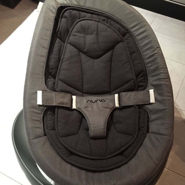 Nuna seat swayer top