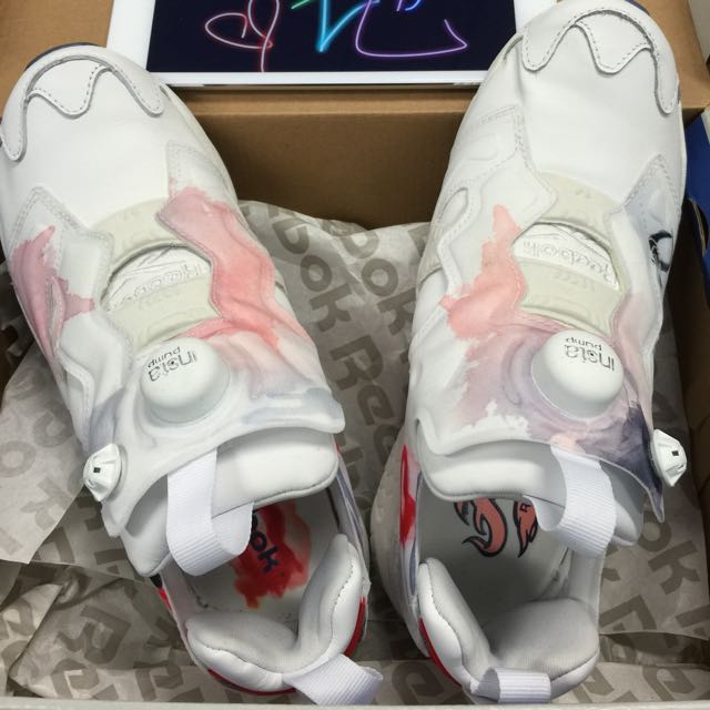 reebok insta pump xoxo