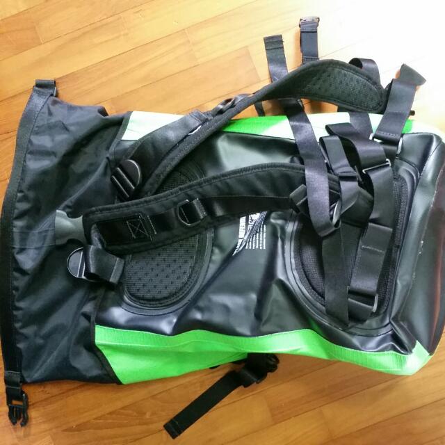 Stream Trail Backpack (Category: Hiking & Camping) located in Singapore. Submitted by sub1208 (Listing ID 87337865, Image 2). Description: Stream trail Japan . Used only once . Practically new.