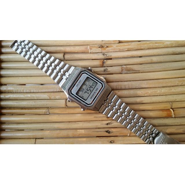 Vintage 1980 digital SEIKO Alarm Chronograph Quartz watch, Men's Fashion,  Watches & Accessories, Watches on Carousell