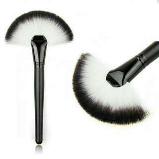 Large Fan Brush Instock