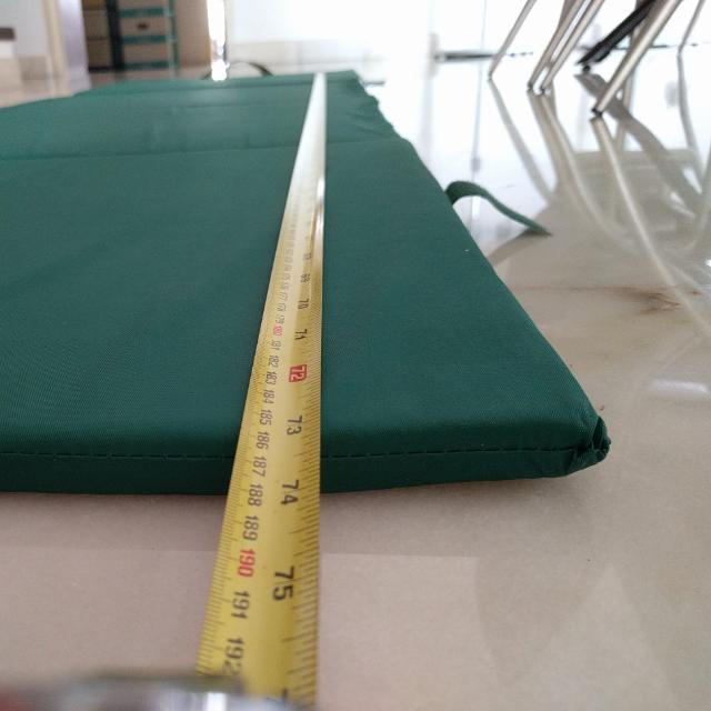 4 Foldable Green Mats, Sports Equipment, Exercise & Fitness, Exercise