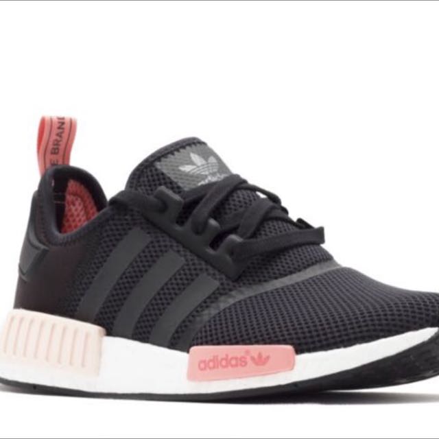 adidas nmd r1 womens black pink