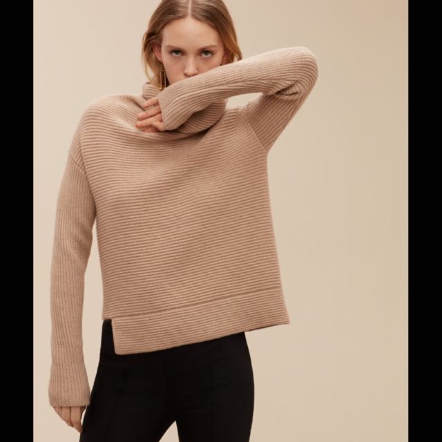 Aritzia top mika sweater