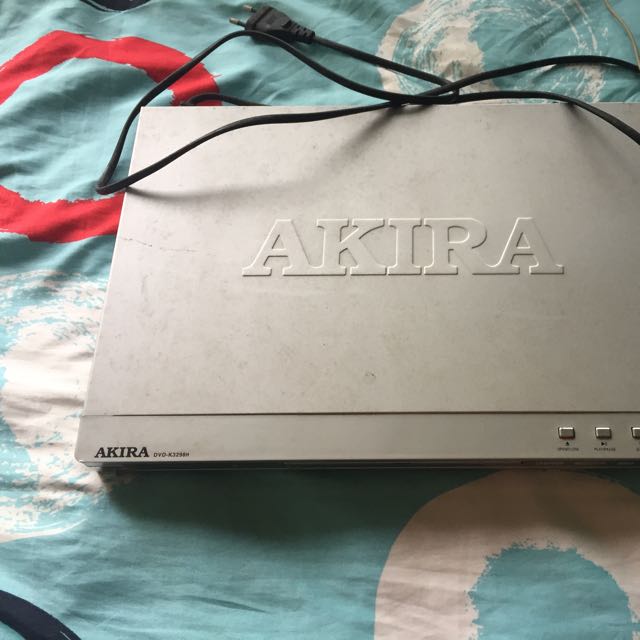 Dvd Player (Category: Entertainment Systems & Smart Home Devices) located in Singapore. Submitted by onewaninja.al.jintoya (Listing ID 87628913, Image 2). Description: .
