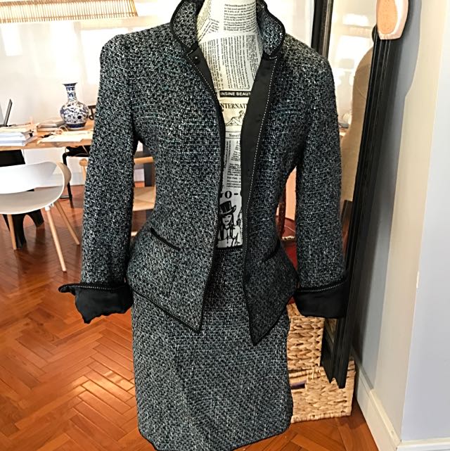 Elie Tahari Tweed Suit Women s Fashion Dresses Sets