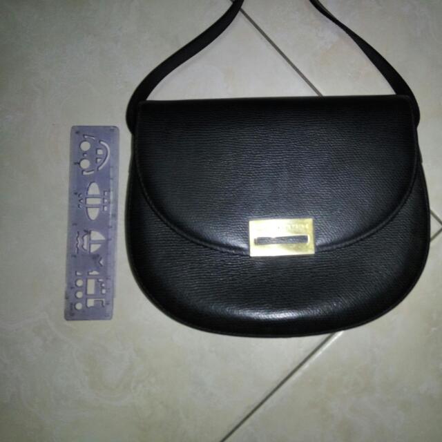 Louis Fontaine women handbag-riviara collection- XLFW6141: Buy Online at  Best Price in UAE 